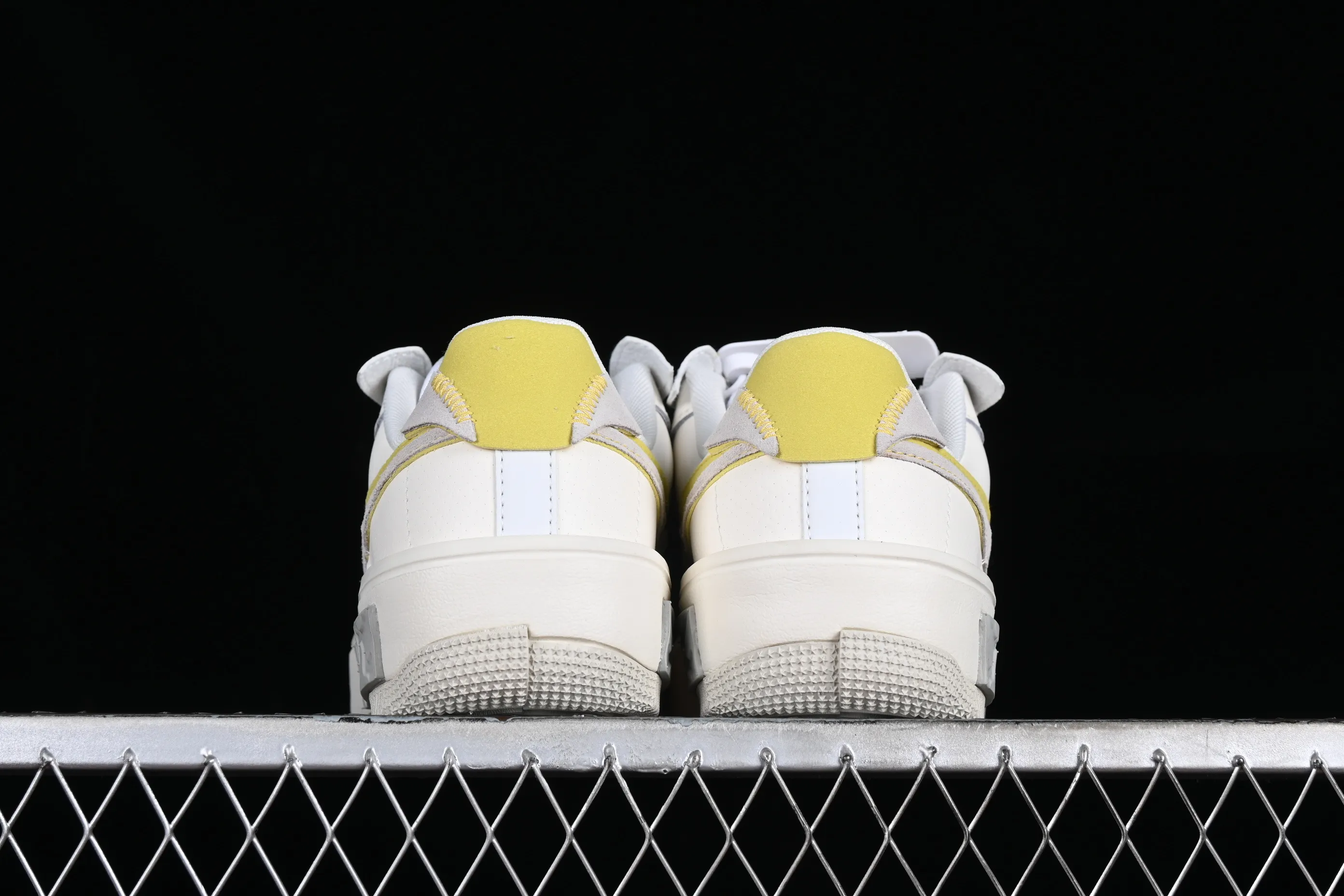 All categories Nk Air Force 1 Air Force series Nk Air Force 1 Fontanka Air Force low-top Nk Air Force 1 Fontanka Fontanka series Beige Gray Air Force One low-top casual sneakers DV6984-100